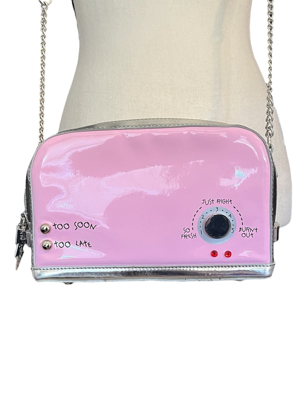 🔥6HR SALE🔥 Betsey Johnson A Toast To You Pink Retro Toaster Kitsch Crossbody Bag